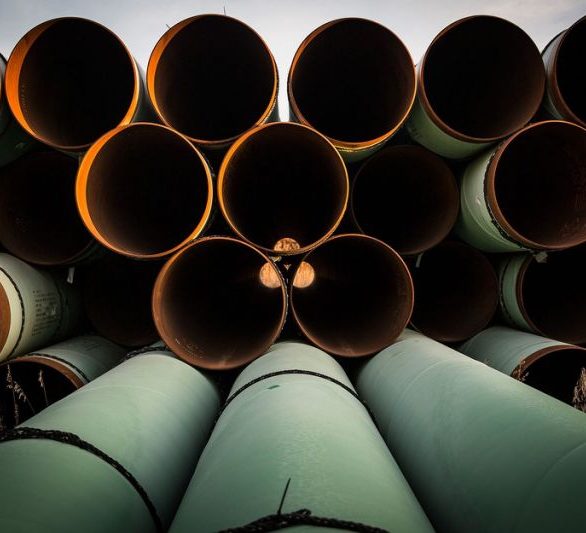Keystone XL Oil Pipeline Gets Go-Ahead After Alberta Puts ...